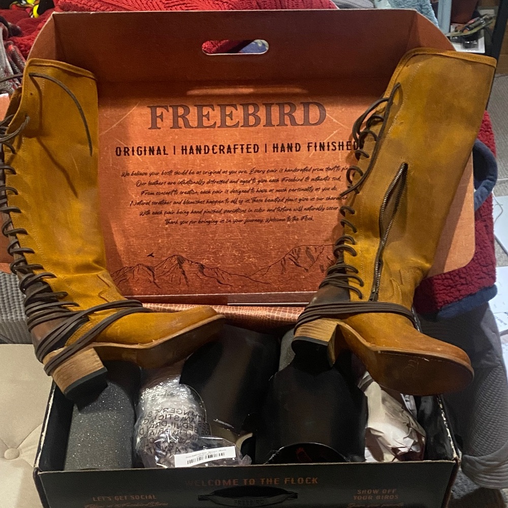 Freebird Women’s Brown Lace-Up Boots